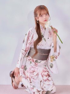 モデル：Kirari　身長：156cm  着用サイズ：Fサイズ