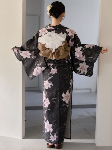 画像14: 送料無料！ホワイトリリー黒地浴衣【浴衣３点セット 浴衣/帯/下駄】[OF04]【予約 / 6月中旬発送予定】 (14)