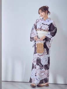 画像8: 送料無料！牡丹竜胆柄ネイビー浴衣【浴衣３点セット 浴衣/帯/下駄】[OF04]【予約 / 6月上旬発送予定】 (8)