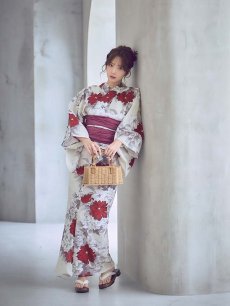 画像17: 【即日発送】紅白牡丹百合柄浴衣【浴衣３点セット 浴衣/帯/下駄】[OF04] (17)