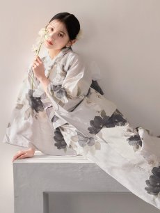 モデル：吉井美優　身長：160cm