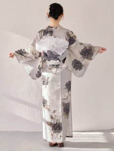 モデル：吉井美優　身長：160cm