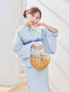 モデル：菅野結以　身長：163cm