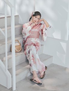 モデル：菅野結以 身長：163cm 着用サイズ：Fサイズ