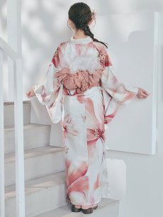 モデル：菅野結以 身長：163cm 着用サイズ：Fサイズ