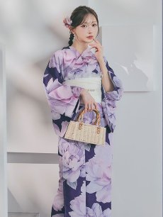 モデル：菅野結以 身長：163cm 着用サイズ：Fサイズ