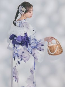 モデル：菅野結以 身長：163cm 着用サイズ：Fサイズ