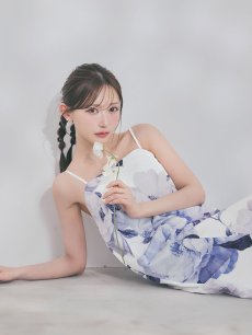 モデル：菅野結以 身長：163cm 着用サイズ：Fサイズ