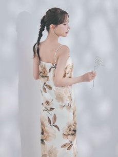 画像11: 【即日発送】送料無料！1人で簡単に着られる！ワンピース / セパレート浴衣セット　ホワイトエレガントフラワー浴衣【浴衣4点セット 浴衣/帯/下駄】[OF04] (11)