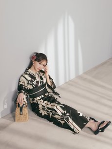 モデル：菅野結以　身長：163cm　着用サイズ：Fサイズ