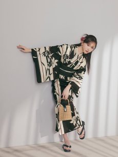 モデル：菅野結以　身長：163cm　着用サイズ：Fサイズ