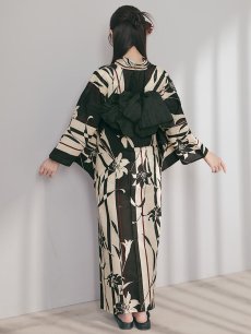 モデル：菅野結以　身長：163cm　着用サイズ：Fサイズ