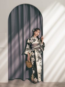 モデル：菅野結以　身長：163cm　着用サイズ：Fサイズ