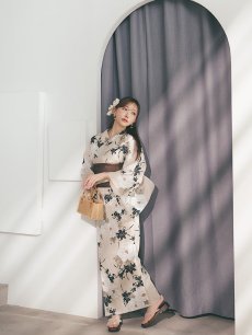 モデル：菅野結以 身長：163cm 着用サイズ：Fサイズモデル：菅野結以 身長：163cm 着用サイズ：Fサイズ