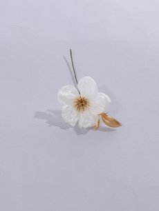 画像4: 【浴衣小物】大輪フラワーとパールコサージュ【1カラー】 (4)