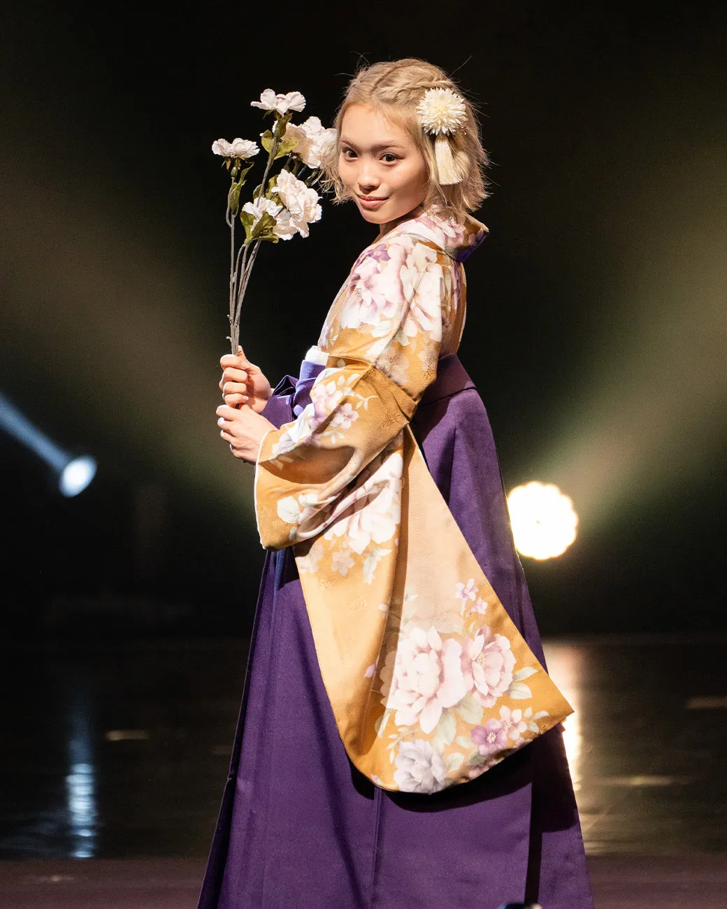 2025WINTER GAKUSEI RUNWAY 袴ステージランウェイレポート46