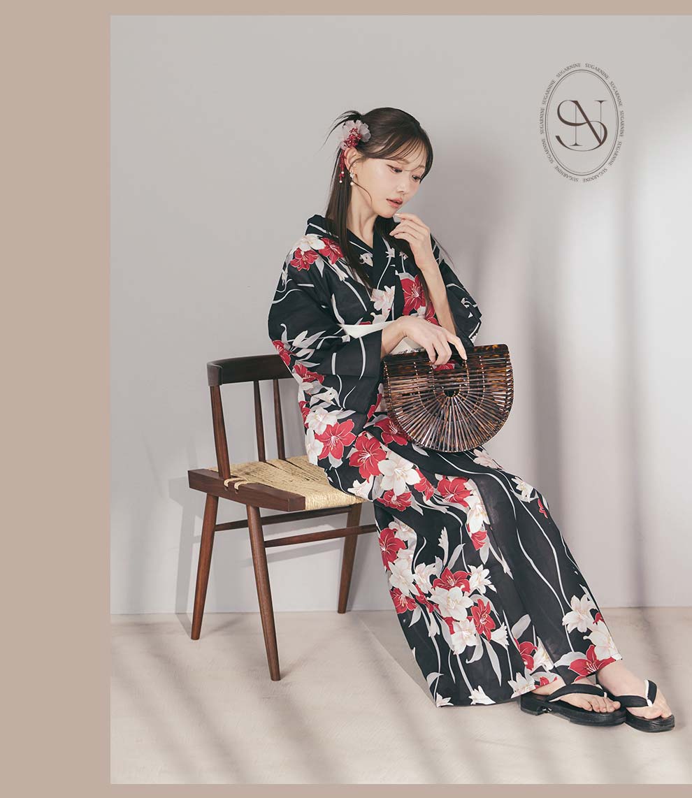 菅野結以さん着用 セパレート浴衣 トップス&スカートタイプ ブラックレッド&ホワイトリリー4