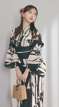 菅野結以さん着用 セパレート浴衣 トップス&スカートタイプ ホワイトブラックレッド