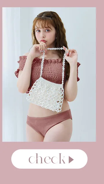 加藤ナナが着るピンク水着32