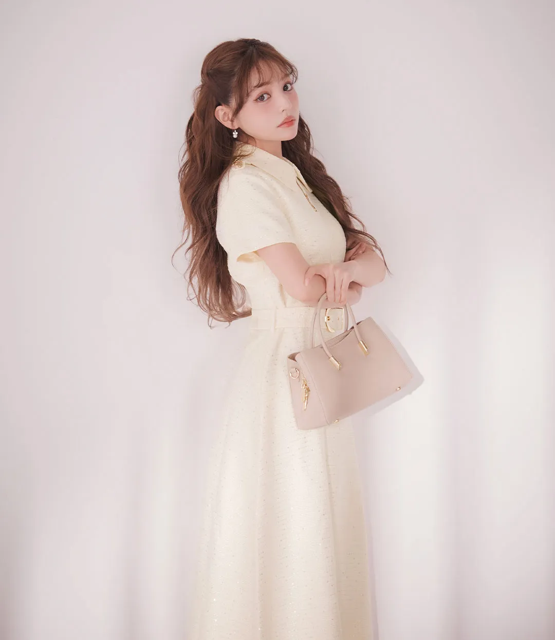 ちぃぽぽ&吉井美優&中野恵那が着る、上質ワンピース