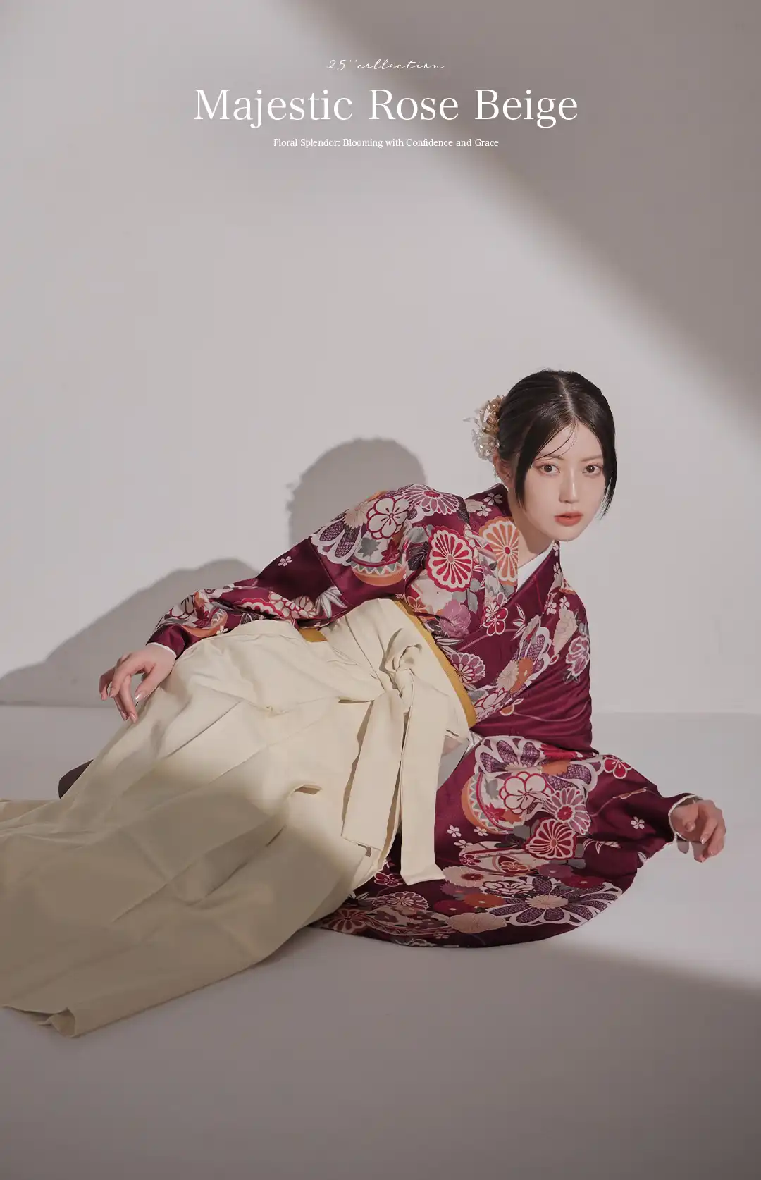 𝐇𝐚𝐤𝐚𝐦𝐚- 𝐒𝐭𝐲𝐥𝐞 𝐁𝐨𝐨𝐤 𝐕𝐨𝐥.𝟐 - 伝統に寄り添いながら、今の私らしさを纏う。 品格と可憐さが溶け合う、洗練された袴コレクション。1