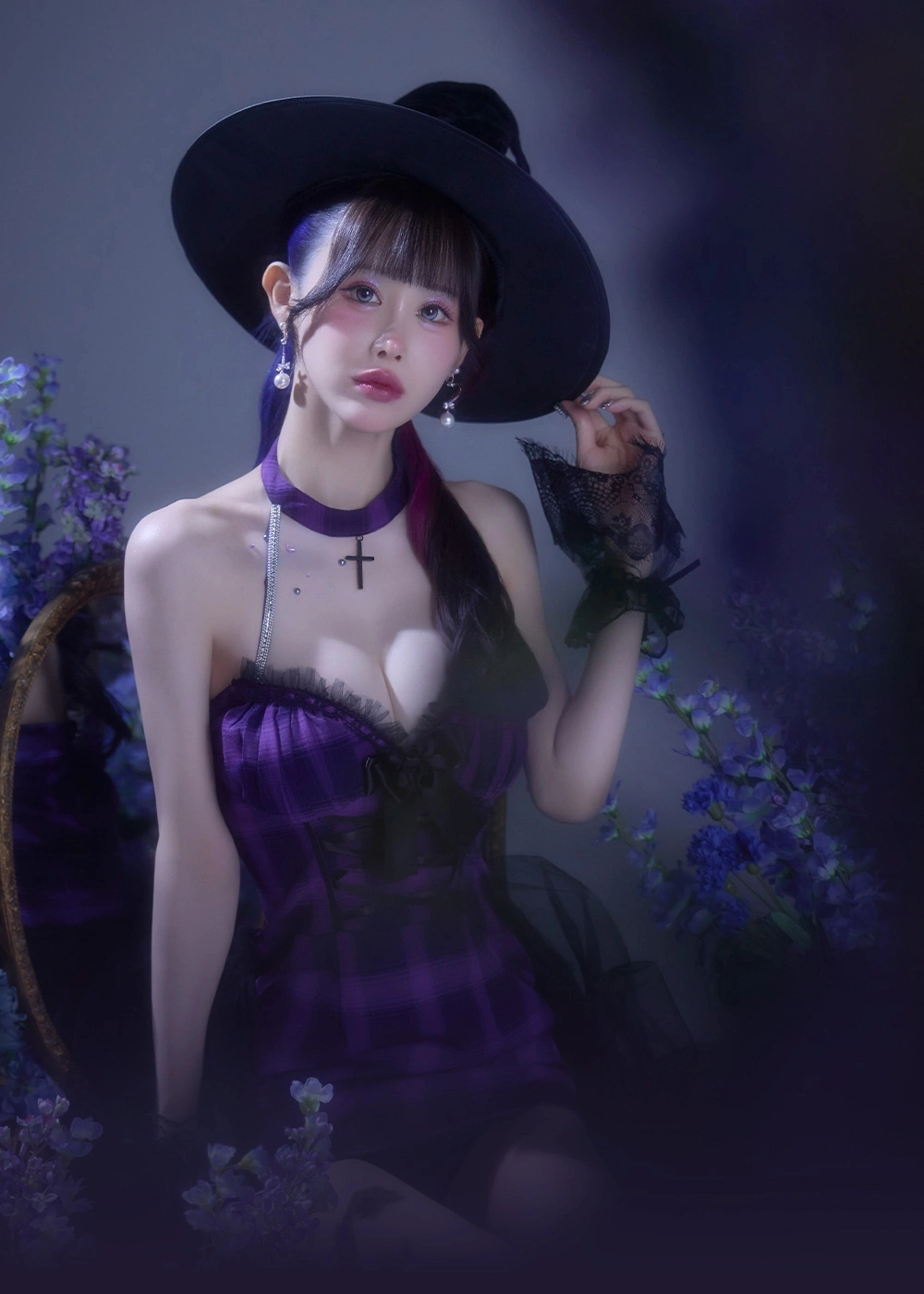 魔女コスプレ着用カット