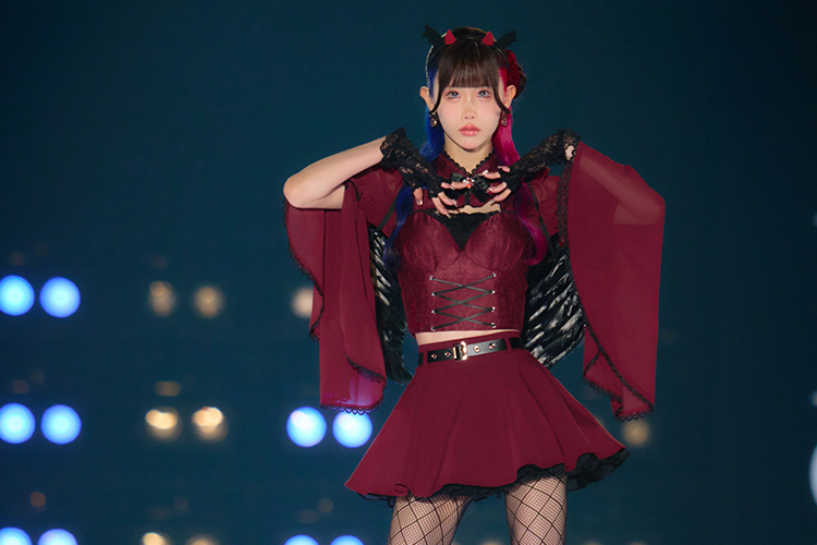 関コレ2026 A/W ゆりにゃ 着用 デビルコスプレ/ワインレッド