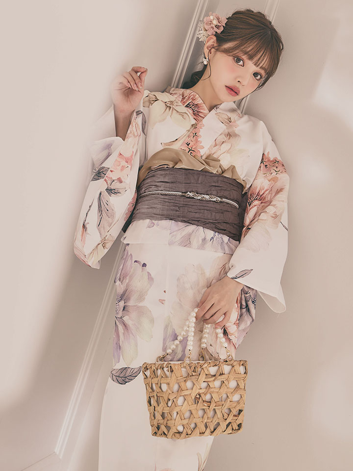 パステルミックス×ホワイト浴衣