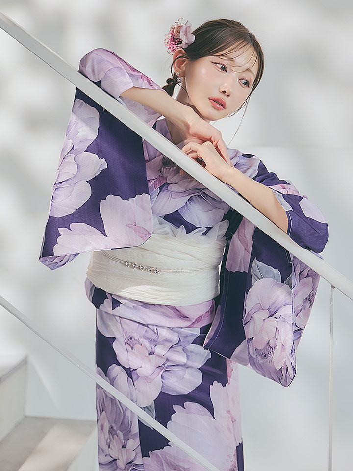 モデル：菅野結以 身長：163cm 着用サイズ：Fサイズ