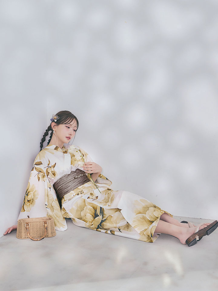 画像7: 送料無料！1人で簡単に着られる！ワンピース / セパレート浴衣セット　ホワイトエレガントフラワー浴衣【浴衣4点セット 浴衣/帯/下駄】[OF04]【予約 / 5月下旬発送予定】 (7)