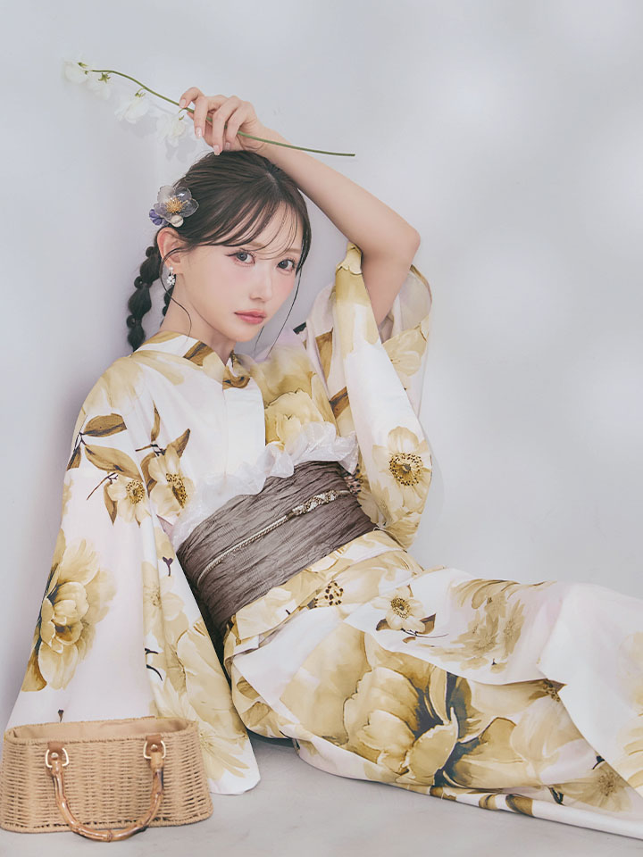 画像8: 送料無料！1人で簡単に着られる！ワンピース / セパレート浴衣セット　ホワイトエレガントフラワー浴衣【浴衣4点セット 浴衣/帯/下駄】[OF04]【予約 / 5月下旬発送予定】 (8)